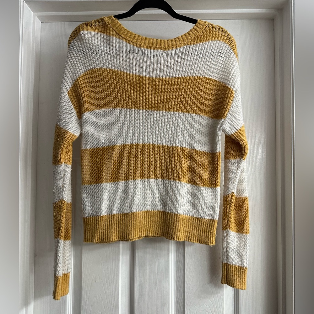 Sweater - Picture 3 of 3